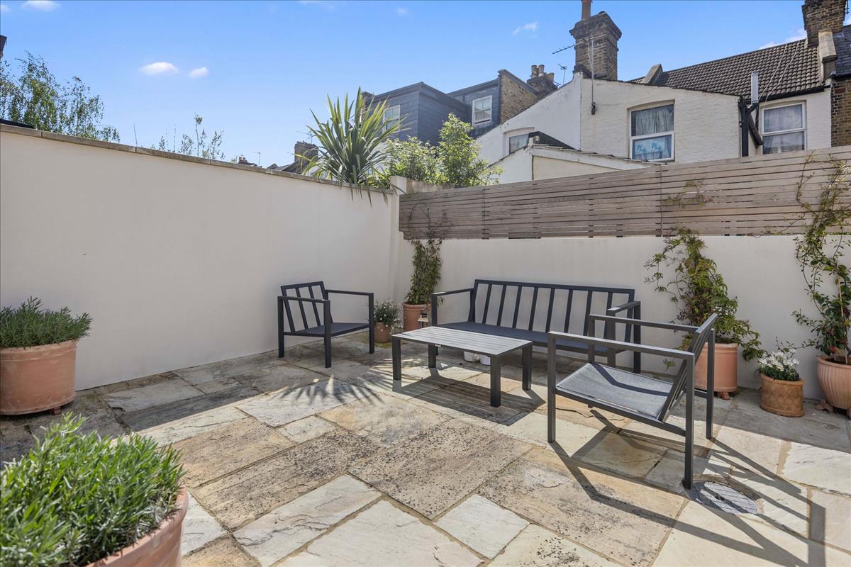 Property Image 79f82cba-ddf3-43c7-a85d-6ed690207643
