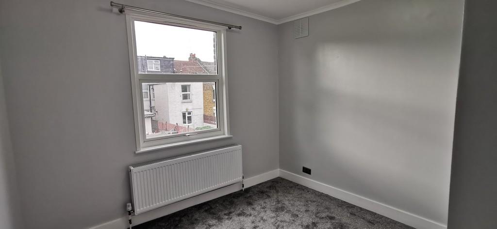 Property Image 79fc20c9-35f1-4011-ba64-f2a292deb3a0