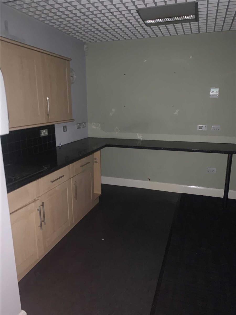 Property Image 79fc7c50-b5d9-4d43-9b7b-755f9a3b0e04