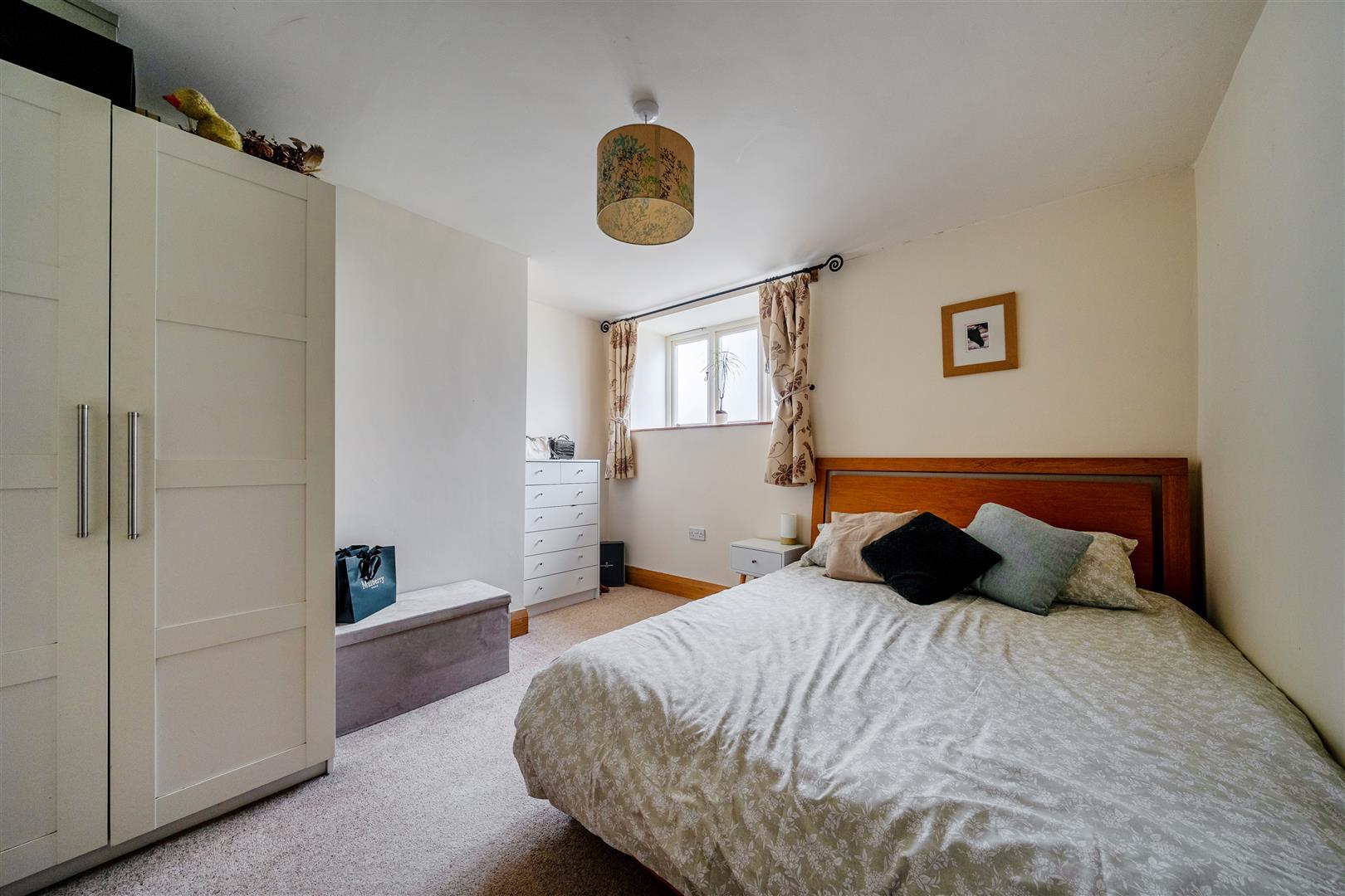 Property Image 7a025af1-4326-40be-880e-e841bd1c64f8
