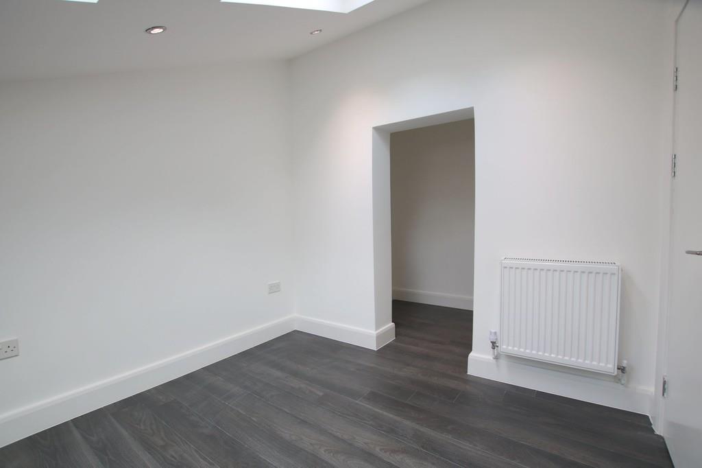 Property Image 7a06eacb-be11-47be-b5dd-8622245d99e6