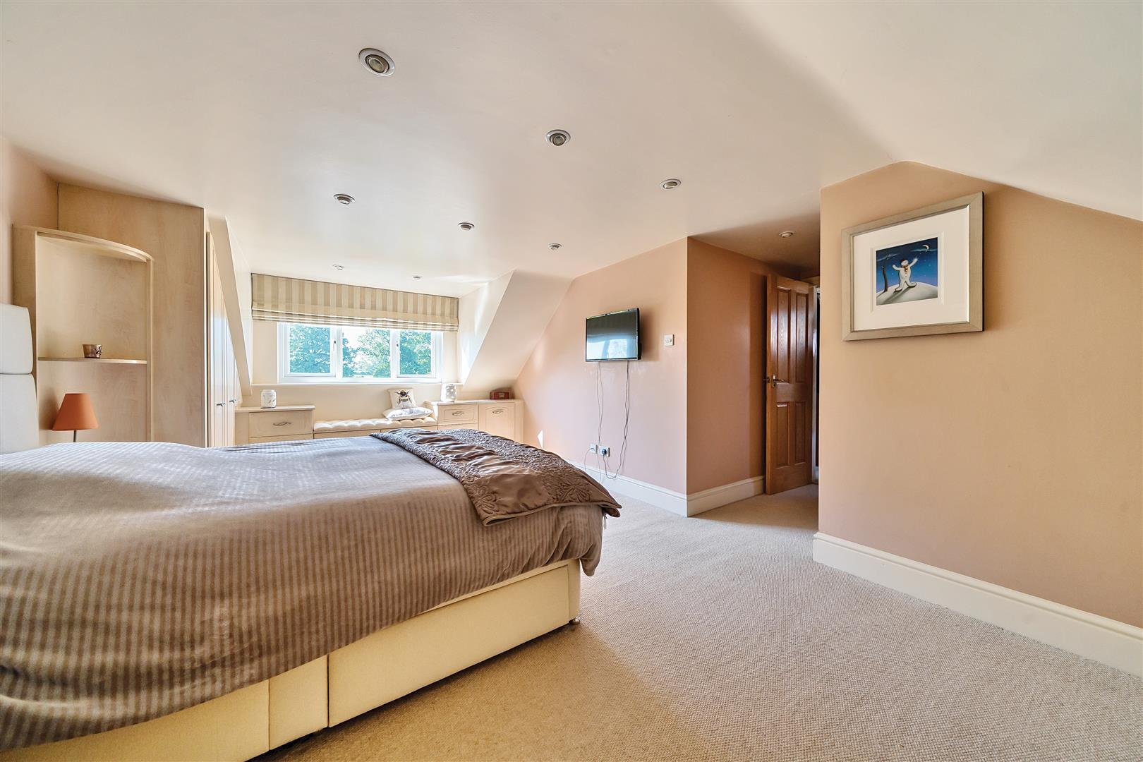 Property Image 7a0ce8d1-45ac-4f83-b468-1aa8a98693ae