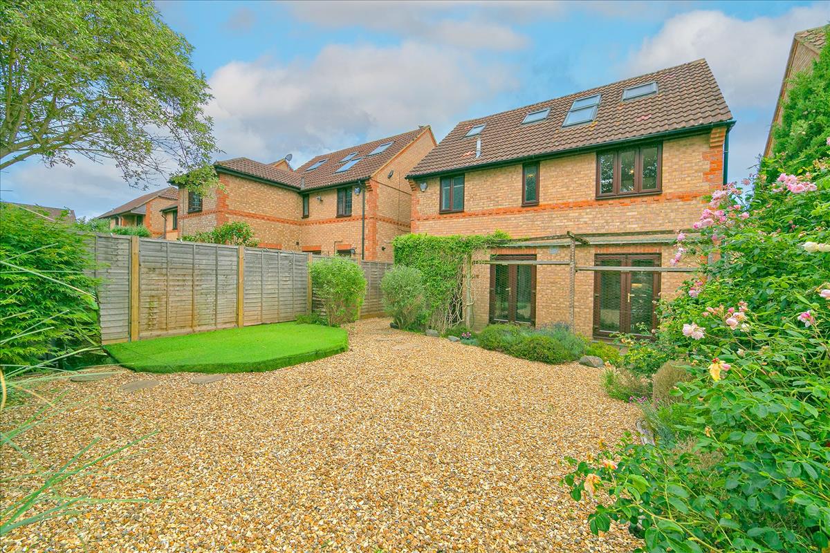 Property Image 7a160fec-309c-41c3-8f52-afc3d5f23631