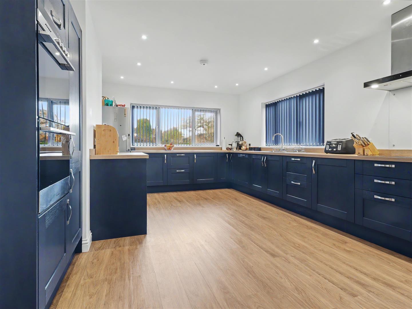 Property Image 7a347a09-ea88-4229-9afc-98c738d0141b