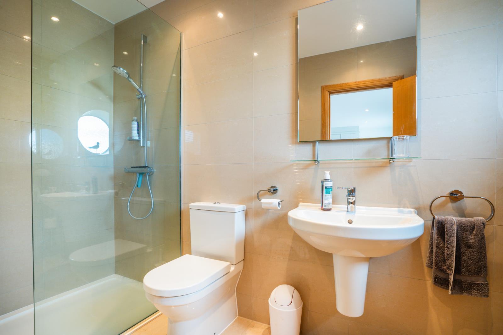 Property Image 7a40b5c5-77cc-44a3-bed3-ec283835cb30