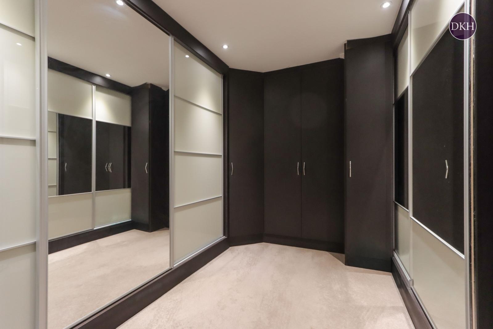 Property Image 7a528886-edd1-4c4c-97d7-5a579e6453ea