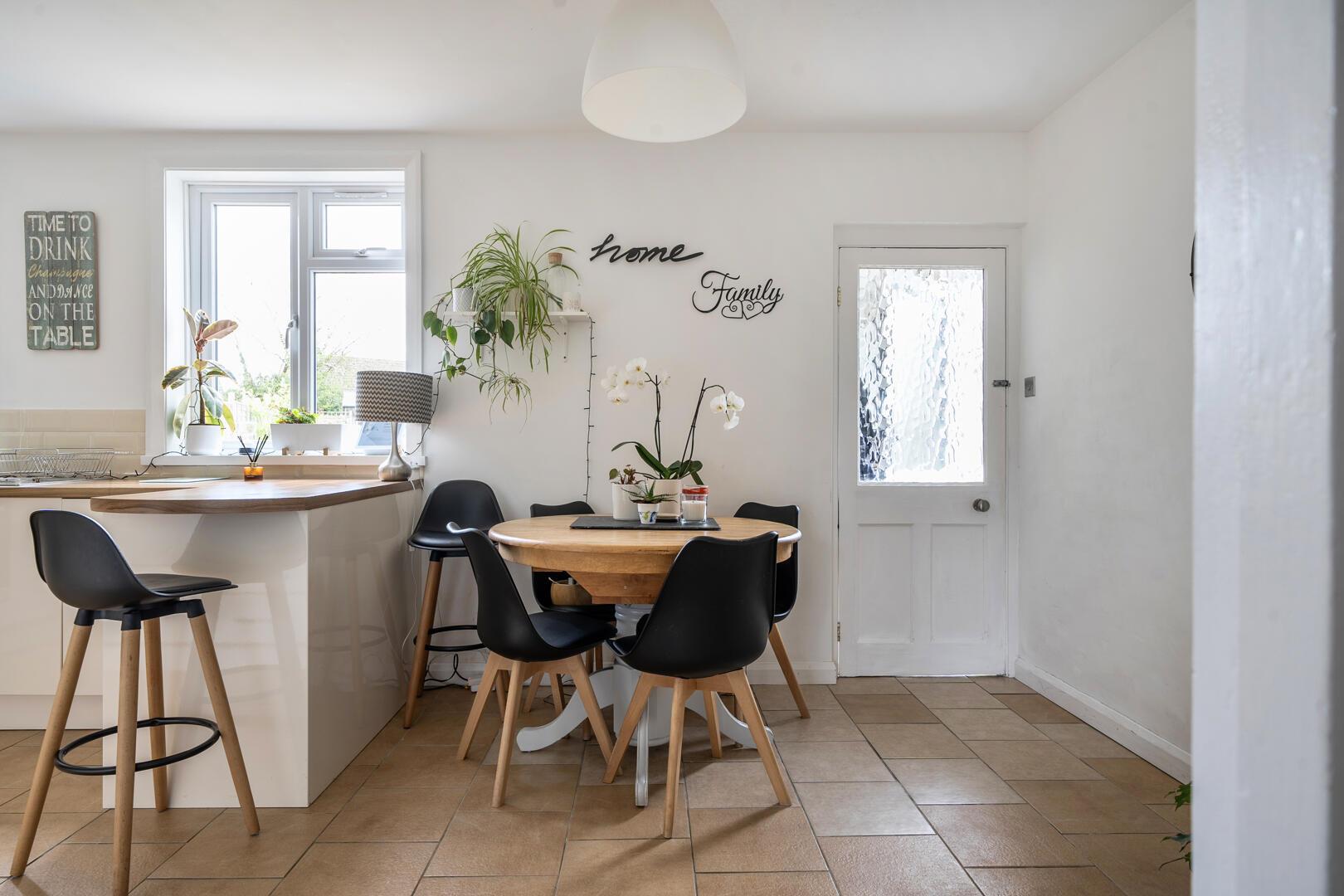 Property Image 7a57ec1a-97d0-4659-9fac-e89c1c2a89e3