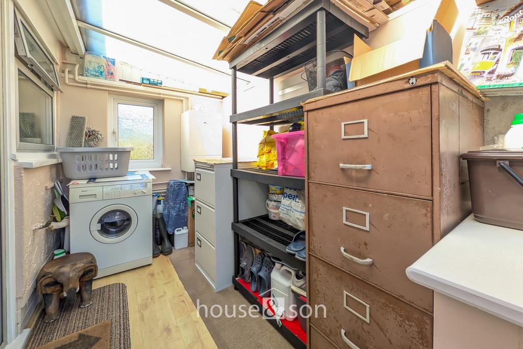 Property Image 7a7460da-5420-4f03-9db8-88a75d017657