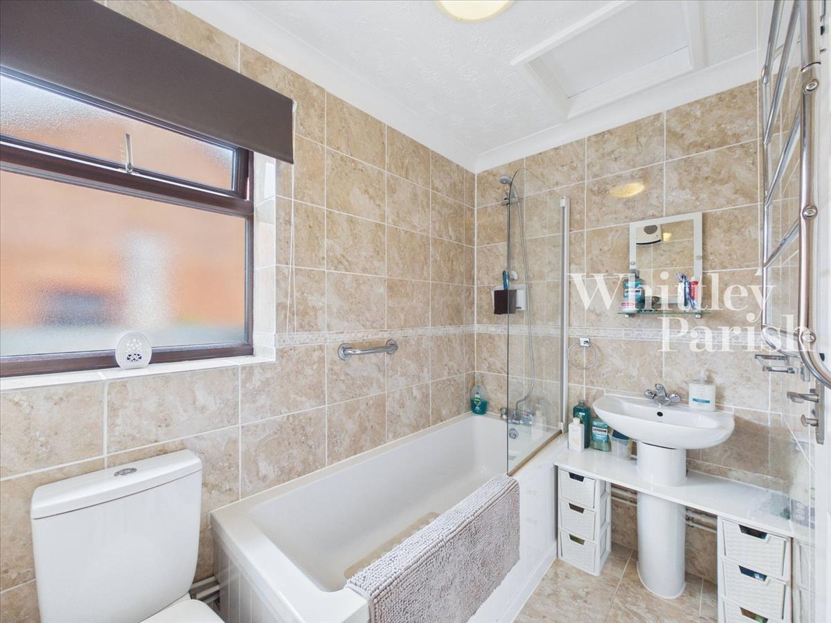 Property Image 7a7a030e-a14c-48ed-99c3-ca64baad5c1c