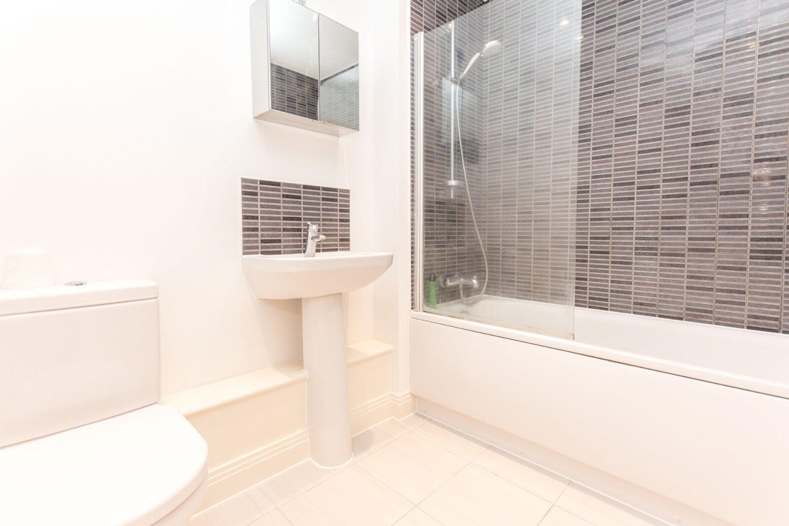Property Image 7a7be804-2842-43c1-9762-44c1e2d3b8dd