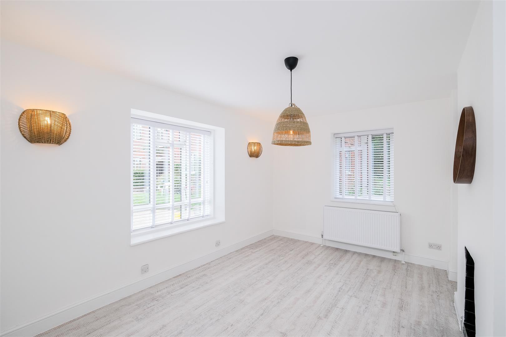 Property Image 7a9d2331-f05a-4e02-8352-63a9a2f42f68