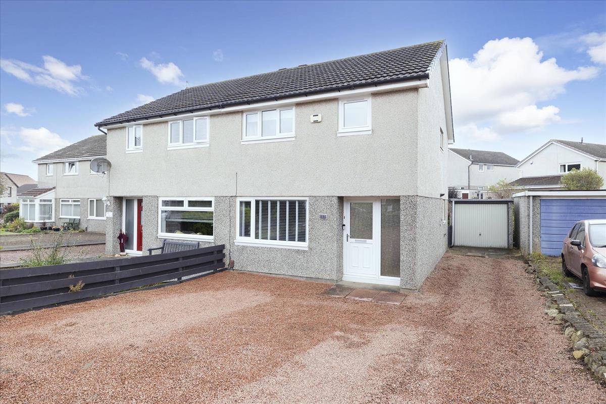 Property Image 7aa63e62-a4ac-4330-babe-7ada827e523b