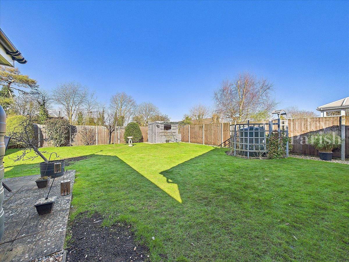 Property Image 7aaad55c-edcd-40f2-9484-1e2f906eab35