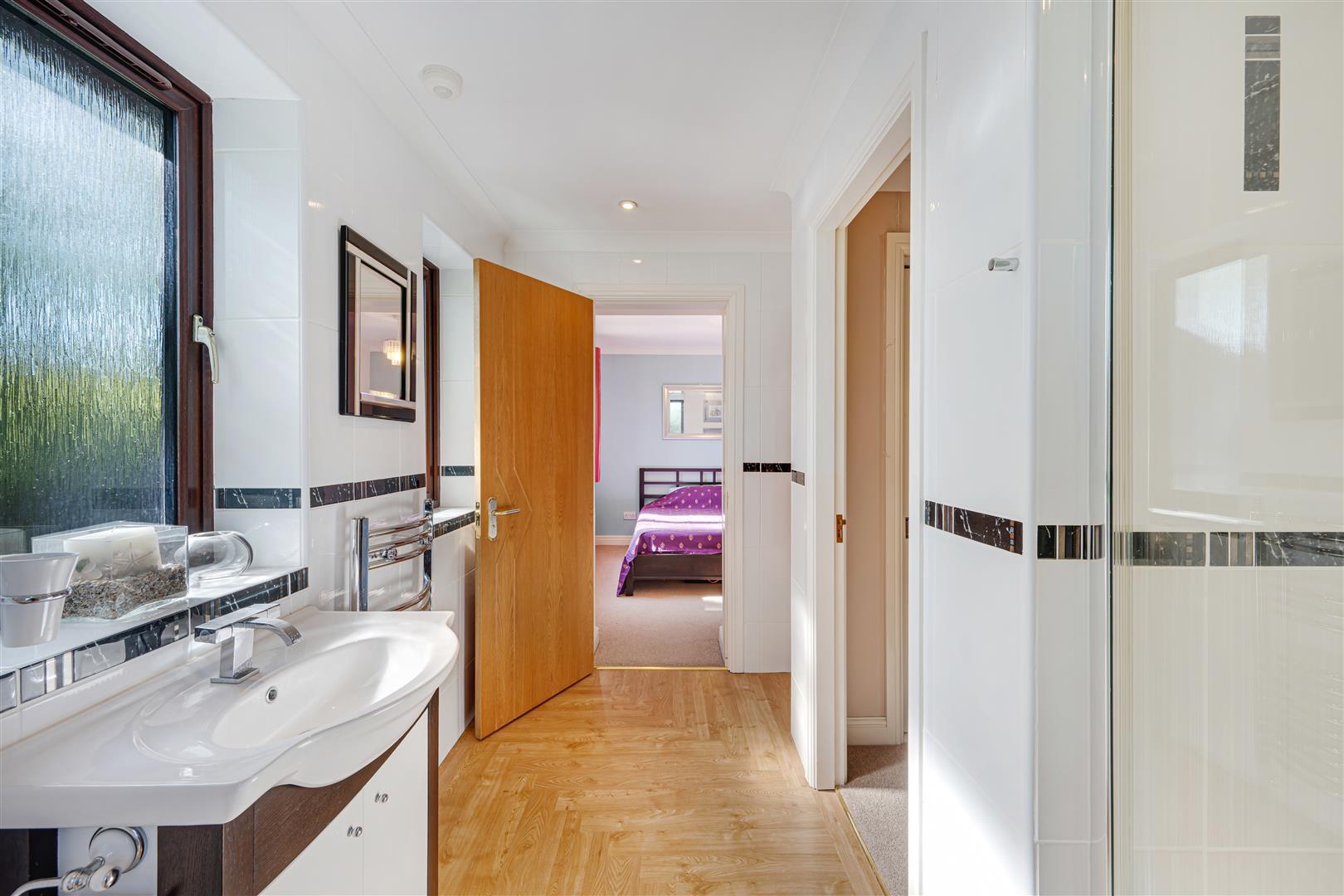Property Image 7aab0211-0485-44a4-8647-03404adae535