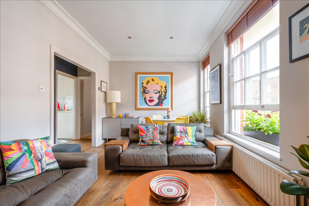 Two -bedroom, two-bathroom flat for sale, Marchmont Street, Bloomsbury, WC1N. Reception two