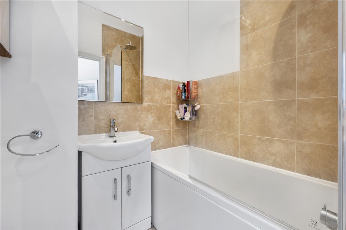 Property Image 7adc8e1e-fd95-4213-a20a-eebfb2a8e3e7