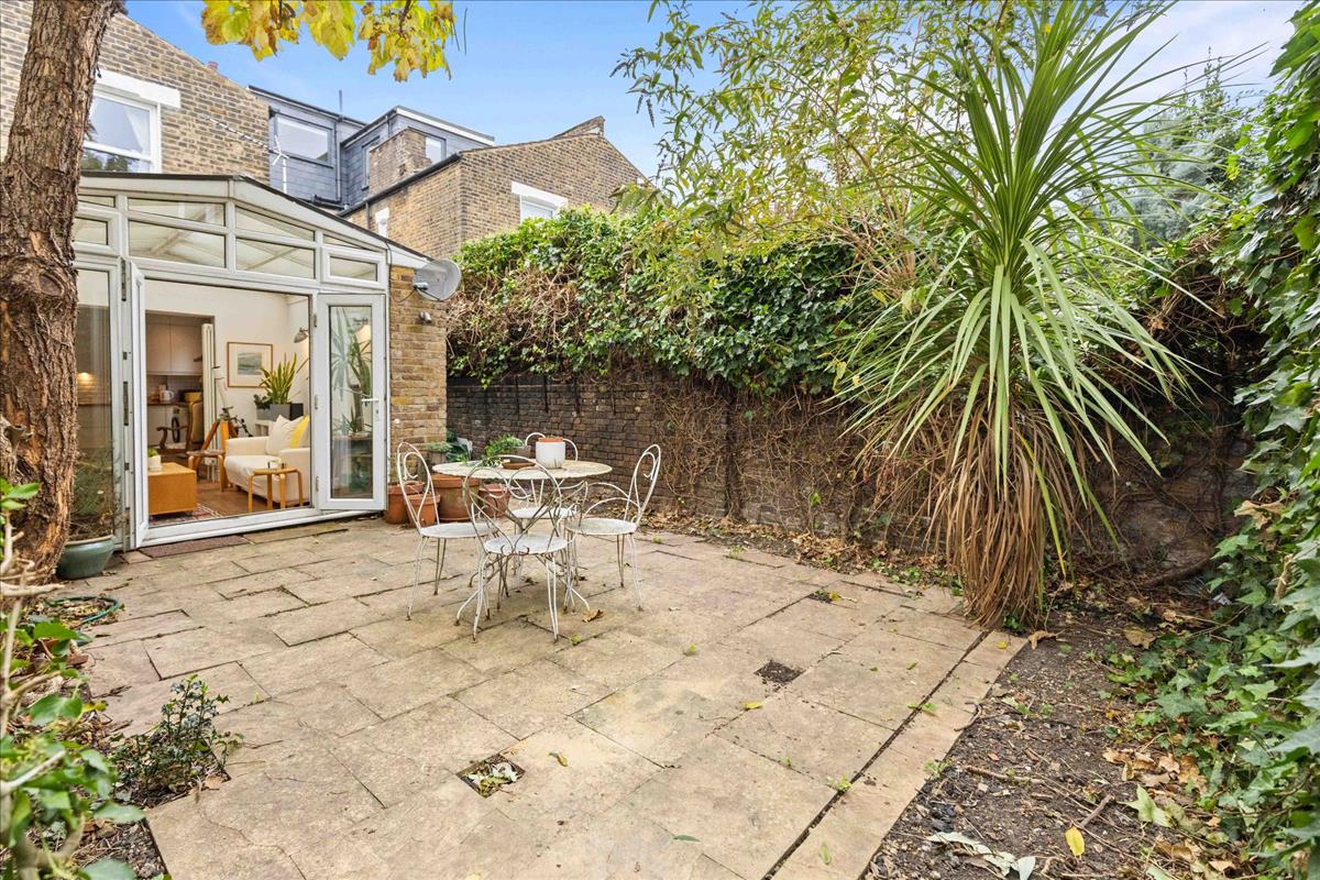 Property Image 7aef1c8e-824d-498a-85f1-63a2799af8f3