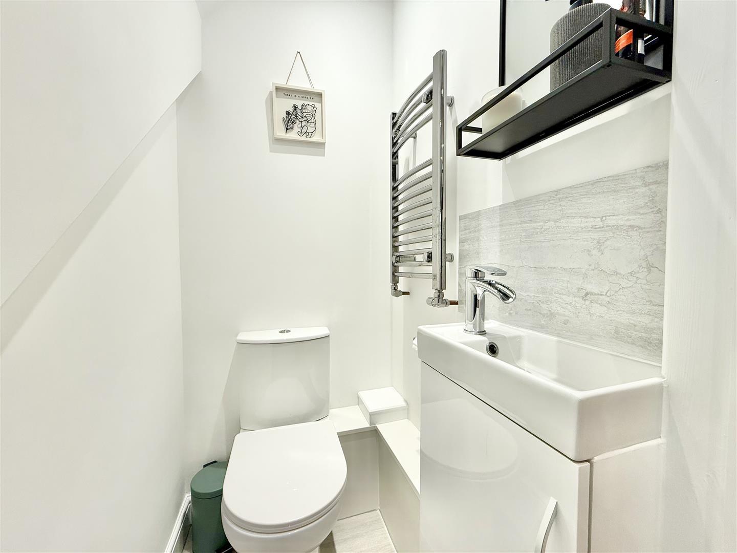 Property Image 7aefa700-b583-412a-8d49-761666f66beb