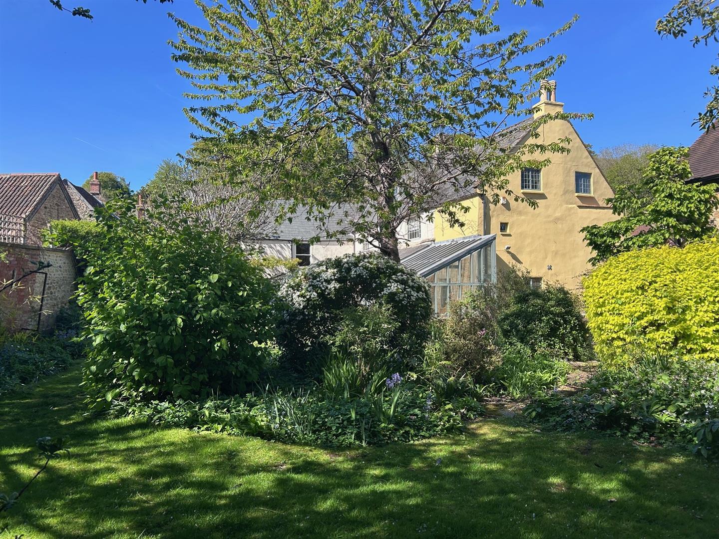 Property Image 7af29adf-2402-4c81-ad82-4757d5ec8803