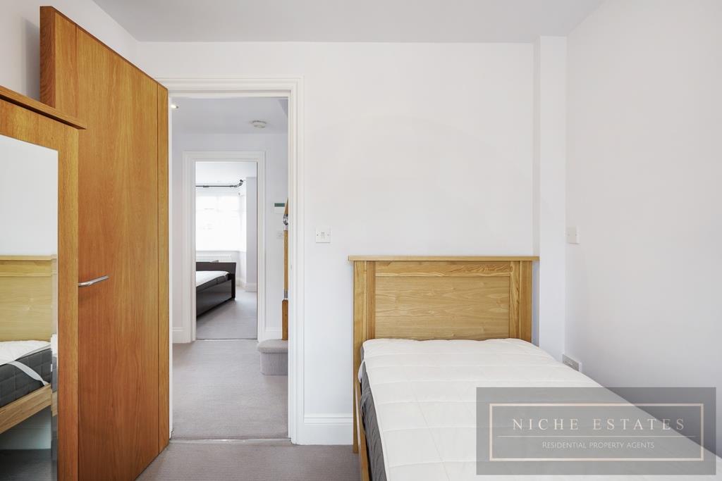Property Image 7af84bcd-ff5b-482d-95c9-3ed8a917a361
