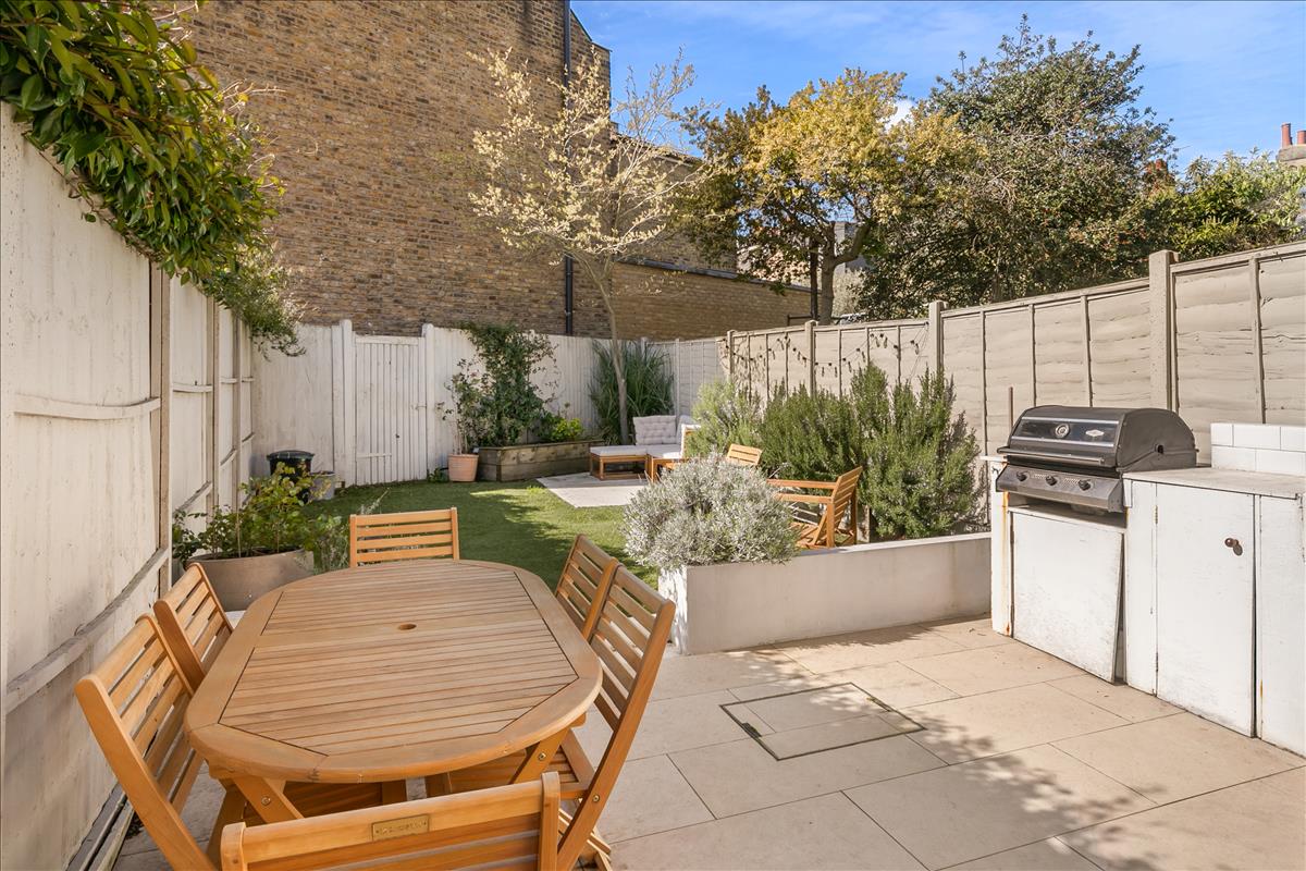Property Image 7b22d9d7-faba-4bf5-8477-19a8995152af