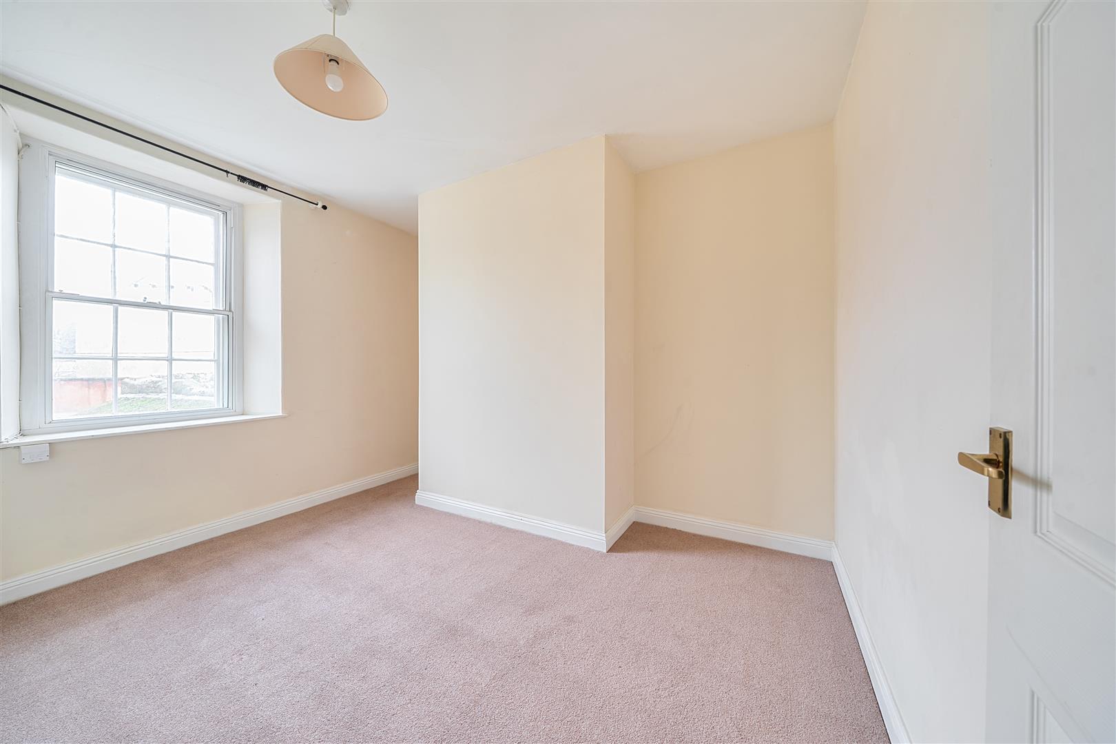 Property Image 7b4d7600-ef1d-441a-b91b-25e644775092