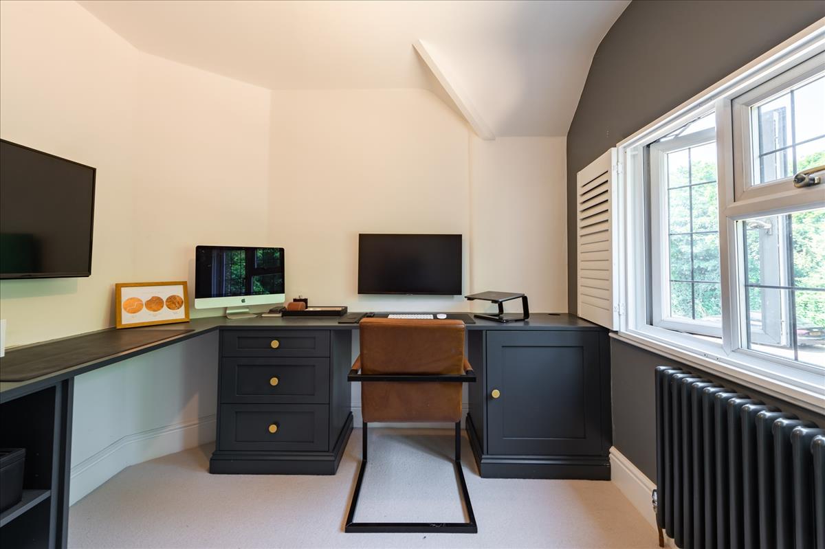 Property Image 7b53ca75-3d11-4530-b3ee-0c3833ad1974