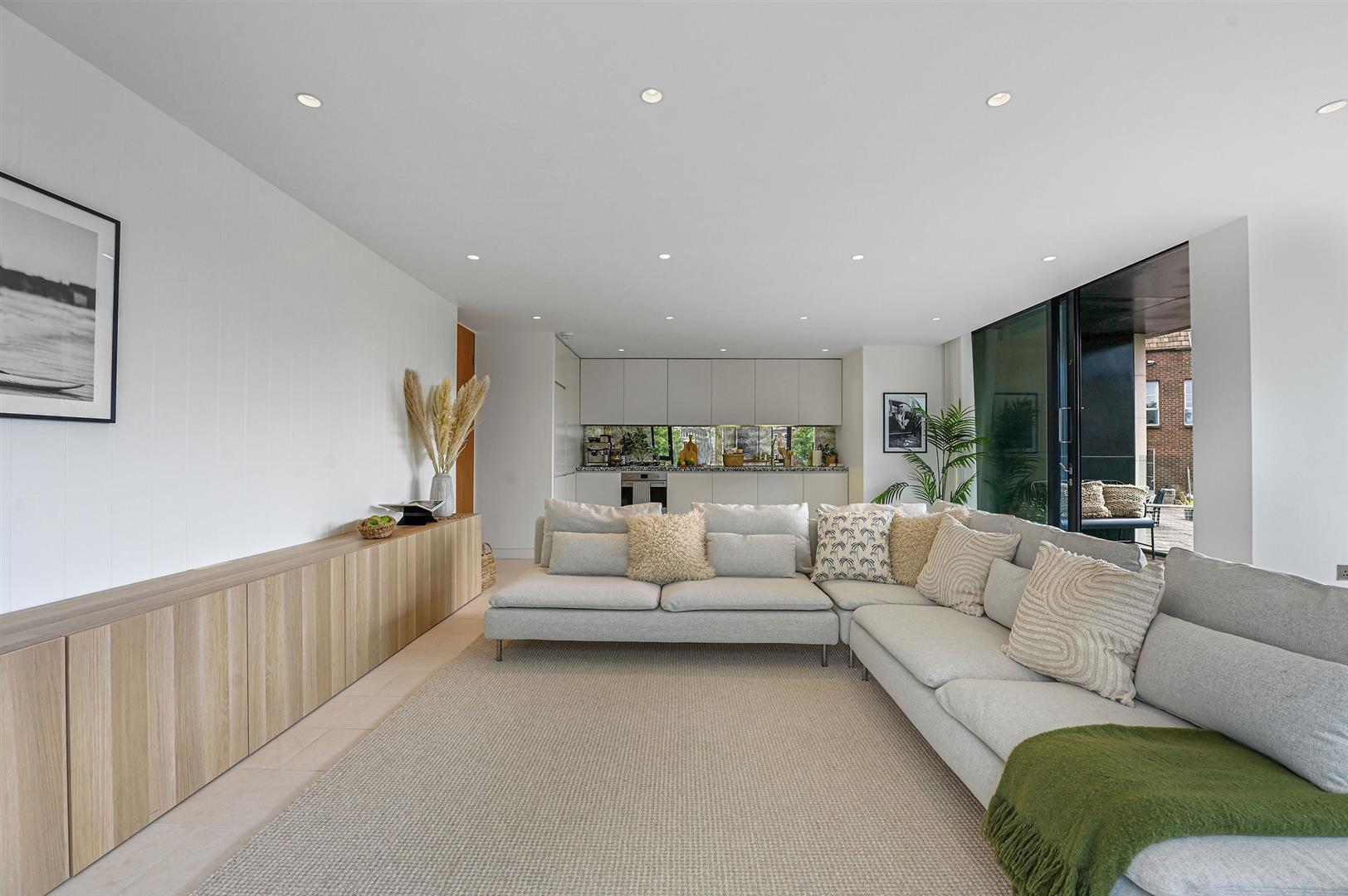 Property Image 7b68eac6-a7e2-4269-9b5f-fdf89fc0e633