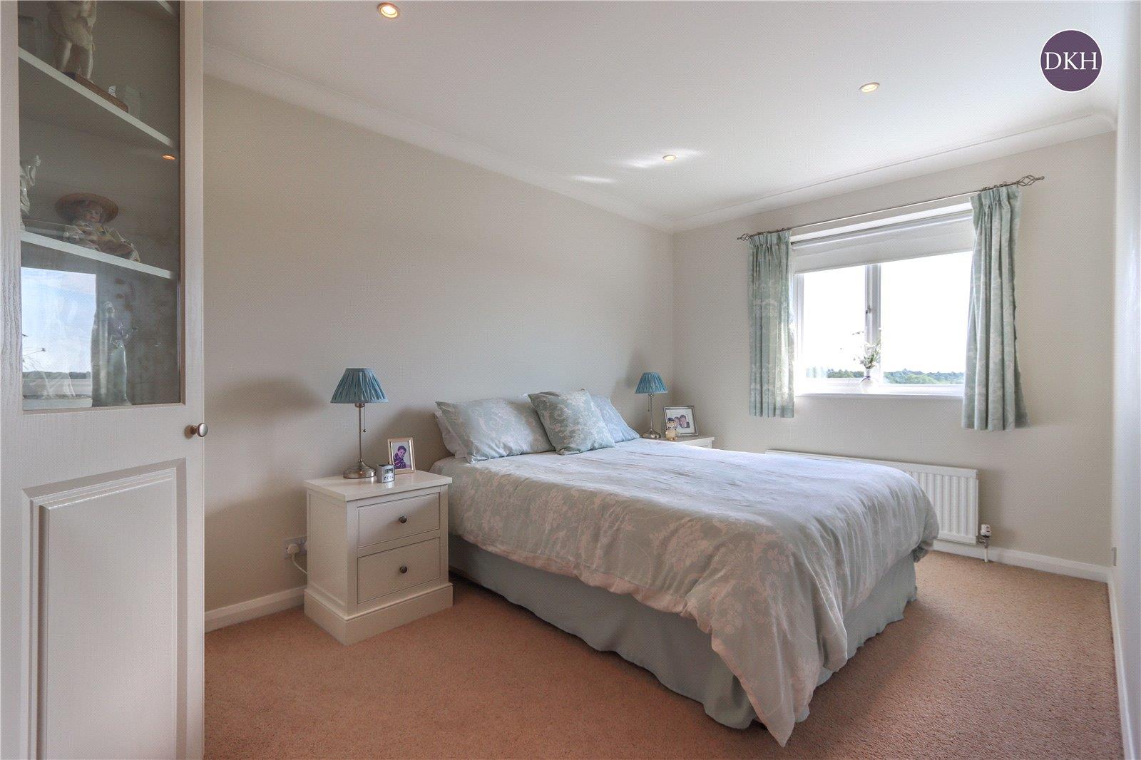 Property Image 7b69cd71-97f0-418e-a0e4-69e05bc1cb9c