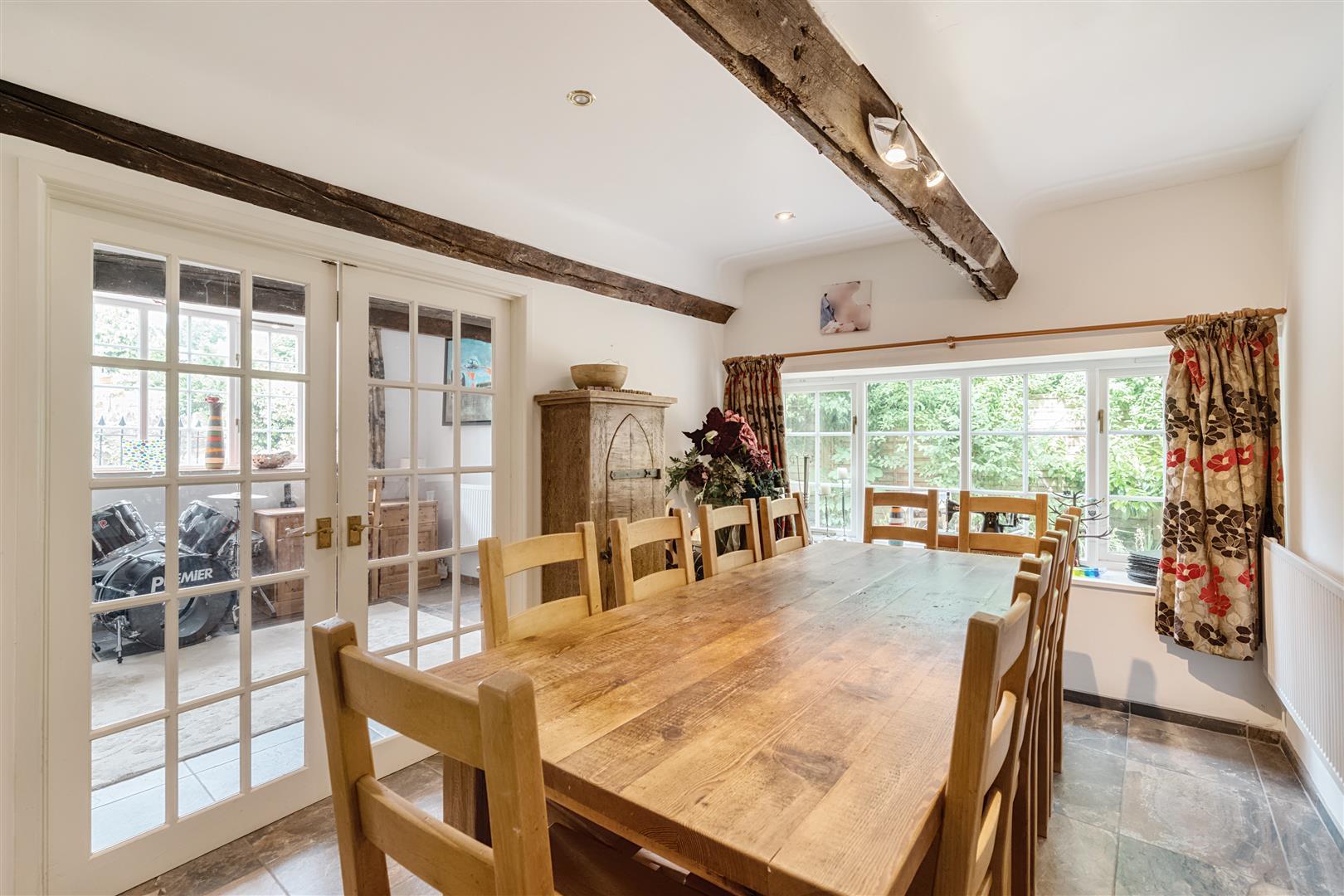 Property Image 7b7a7d90-934e-439d-94d5-d639e579c9e8