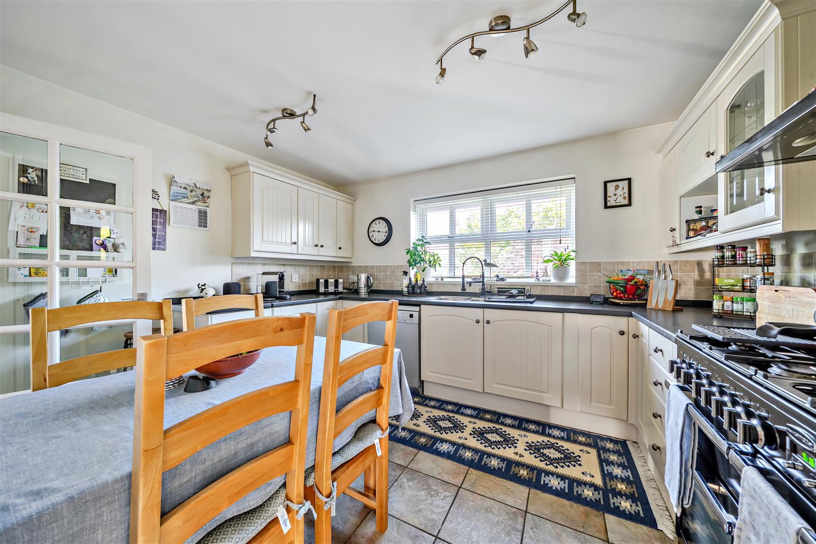 Property Image 7b7b9daf-7368-41e3-a4b1-1de4b3738402