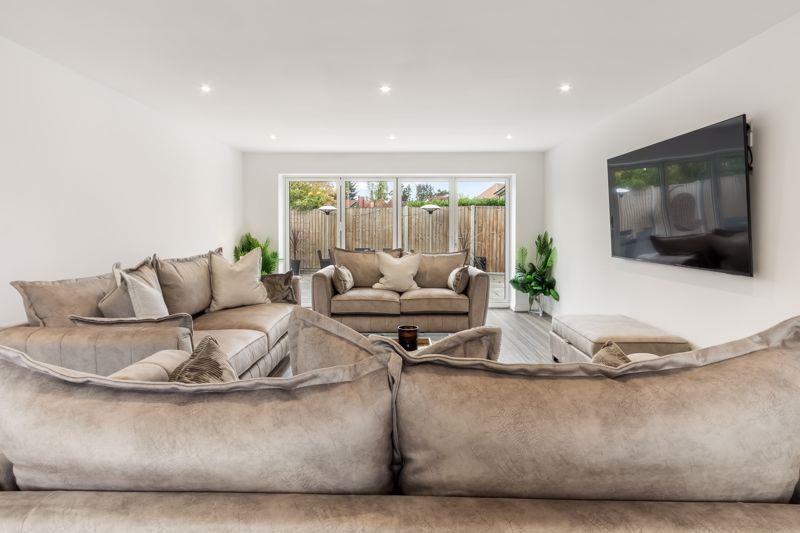 Property Image 7b7cc30f-5f82-4dac-82ce-78f66929b409
