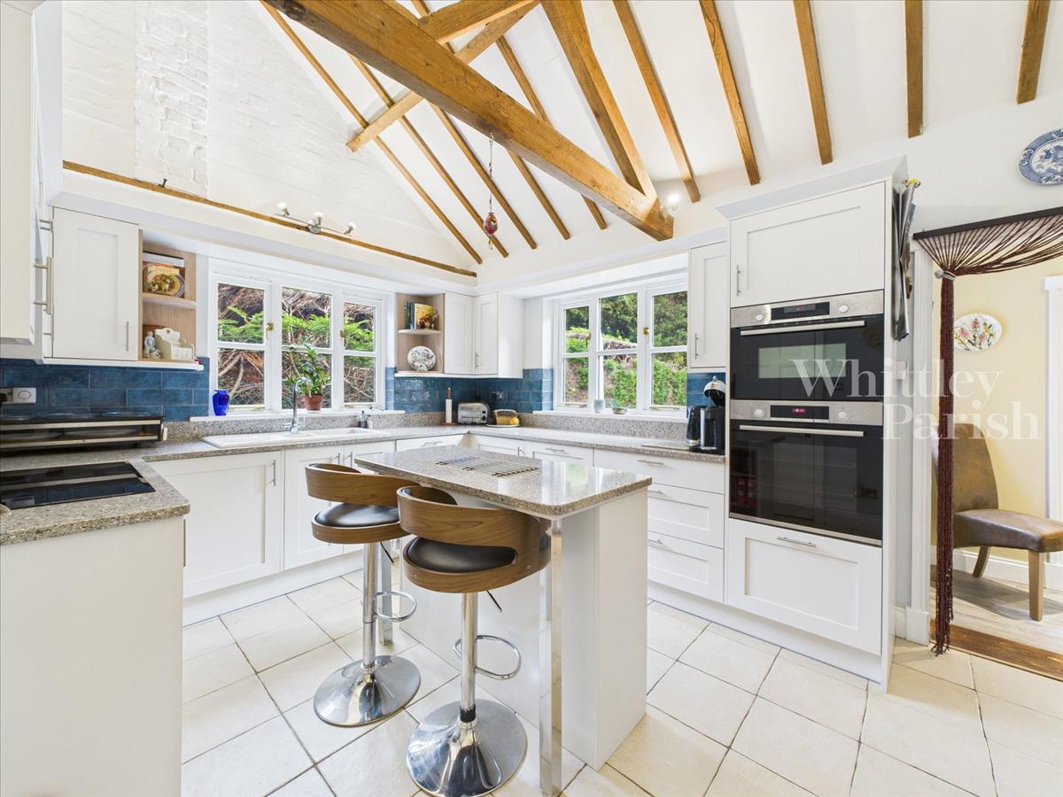 Property Image 7b856f14-fa53-4b18-bbd2-6a52b0874fd9