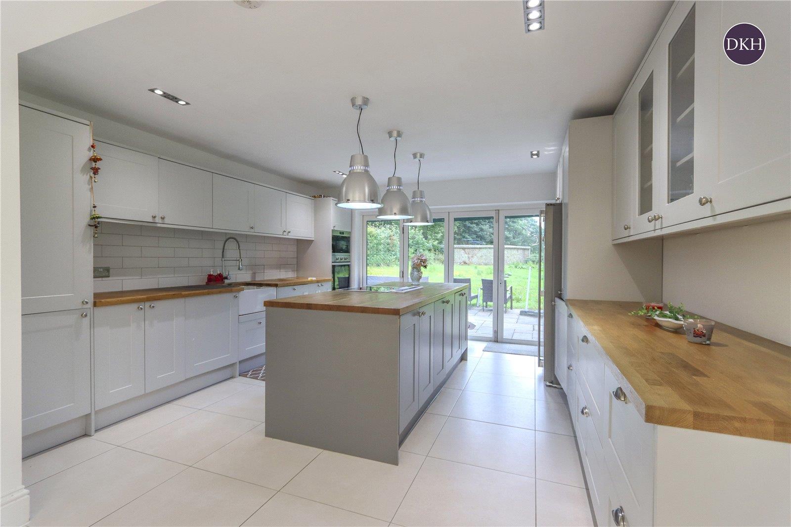 Property Image 7b8f776d-8f93-4257-a4b8-11c5748bf5ad