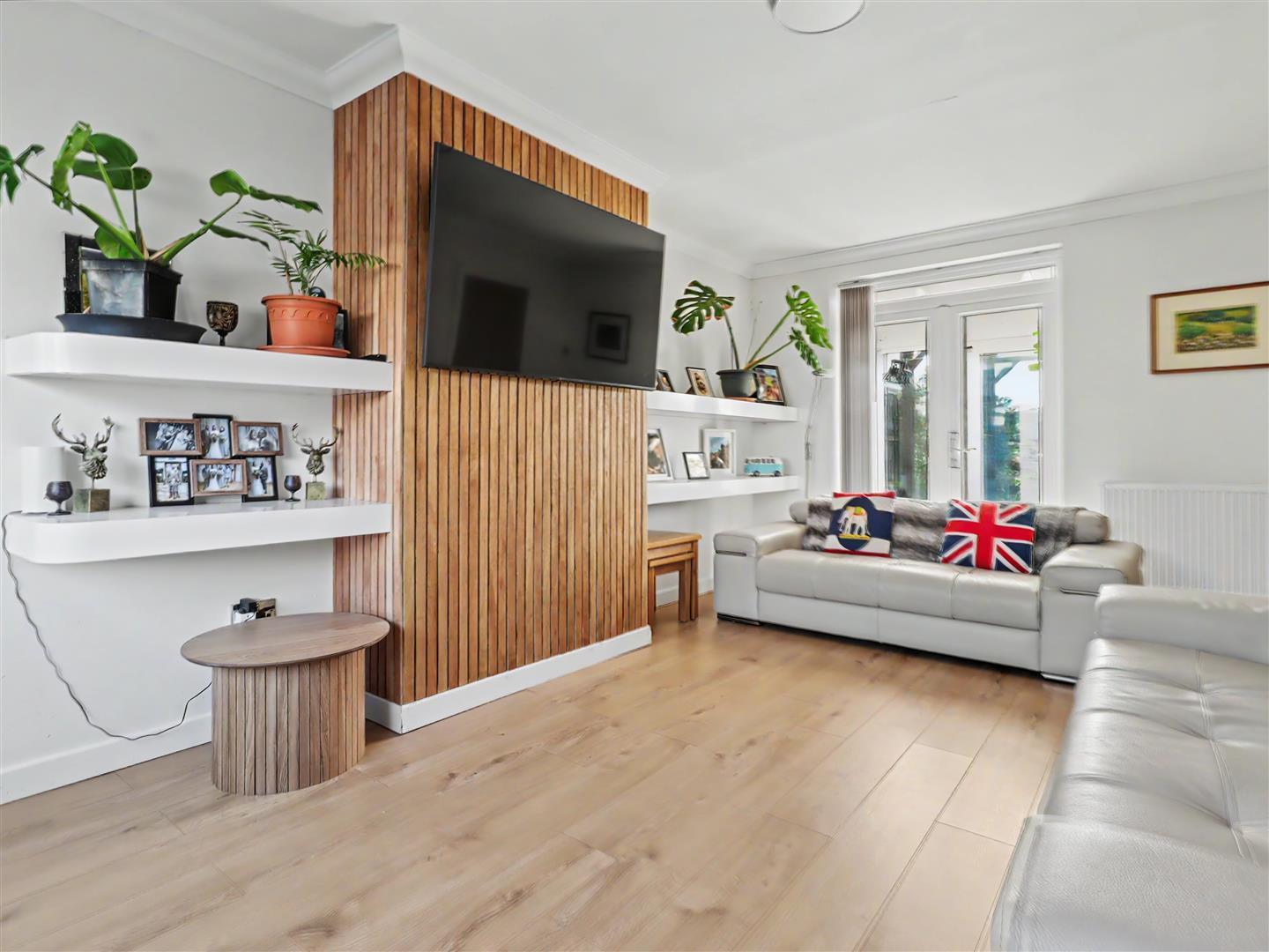 Property Image 7b9b21fc-bfc0-4397-9435-0c2db0f391ed