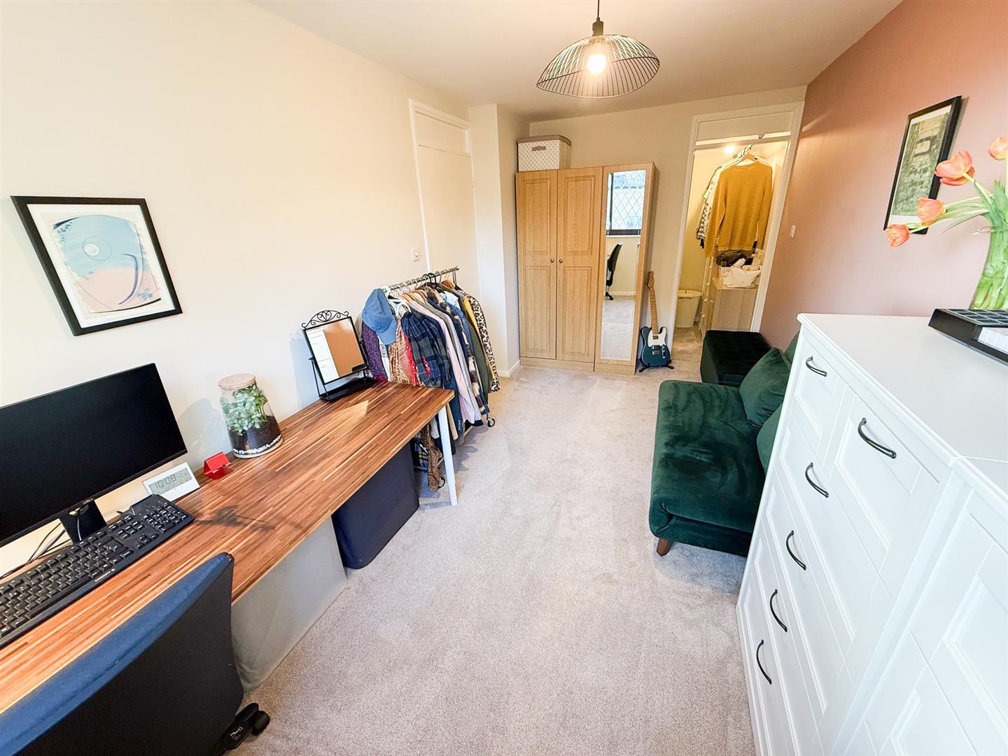 Property Image 7b9cfb9f-4f0e-42d5-87aa-5165c70445cc
