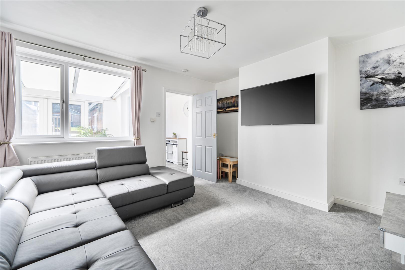 Property Image 7b9d64a1-191a-4c4c-81d5-739c6b51b5ac