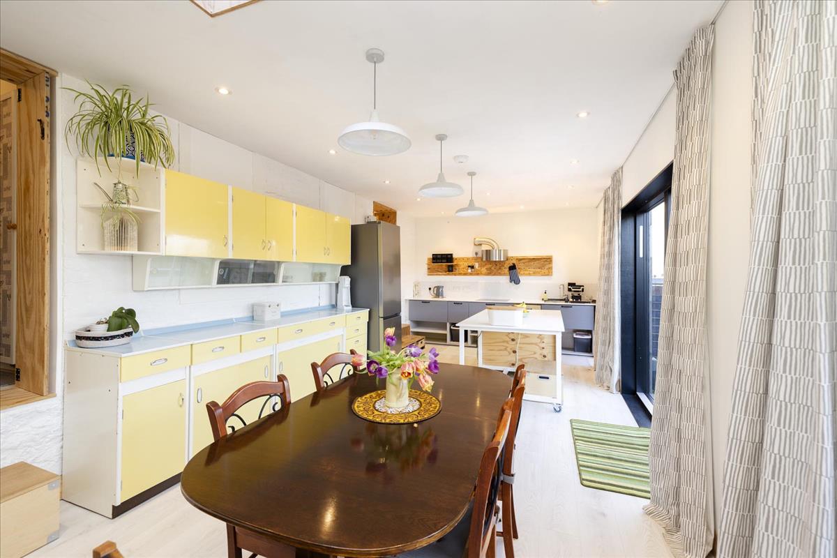 Property Image 7b9d98a8-6ec9-4c70-a0eb-1601a1c85939
