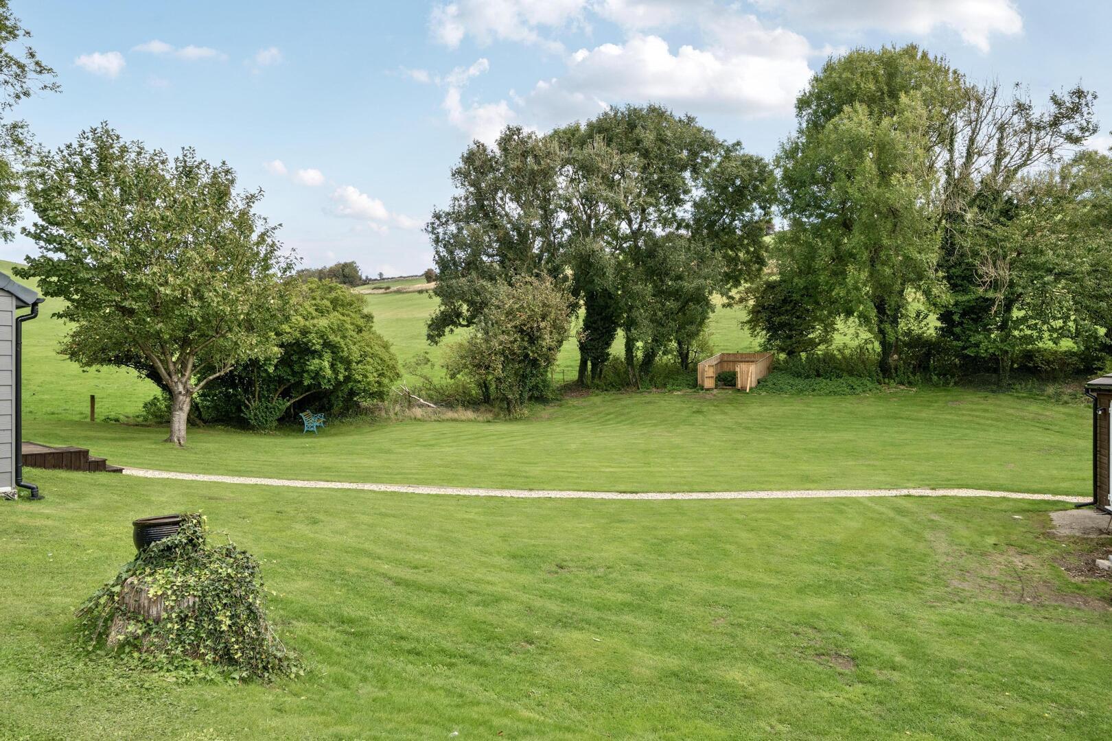 Property Image 7ba05e41-88f2-4370-80c8-6c0b2a2c7334