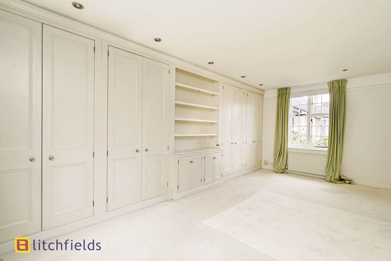 Property Image 7bb1ef13-d14c-4bea-9e77-35a3163df4a4
