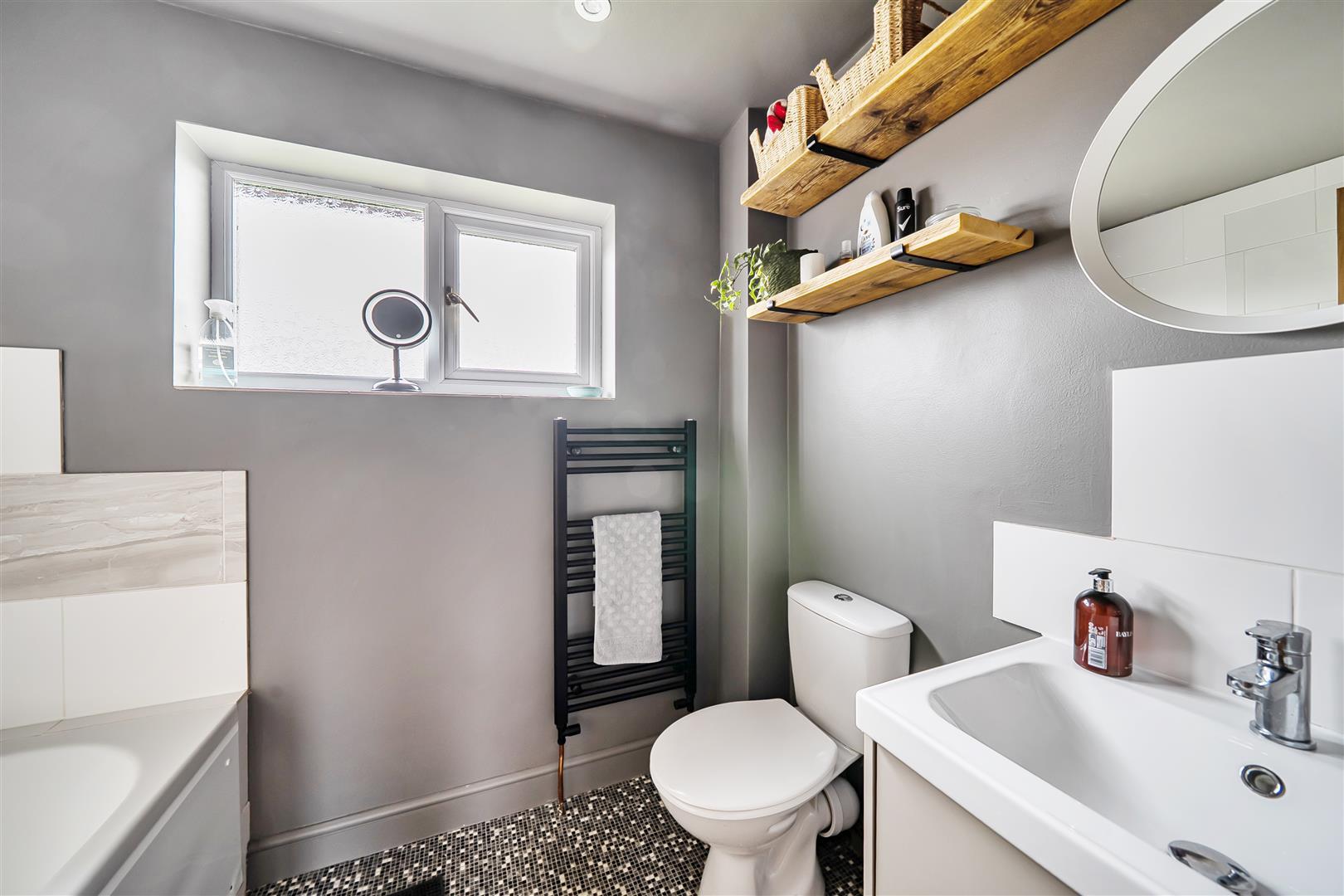 Property Image 7bbecbd2-7fdd-449d-9bfb-a5334ff4b506