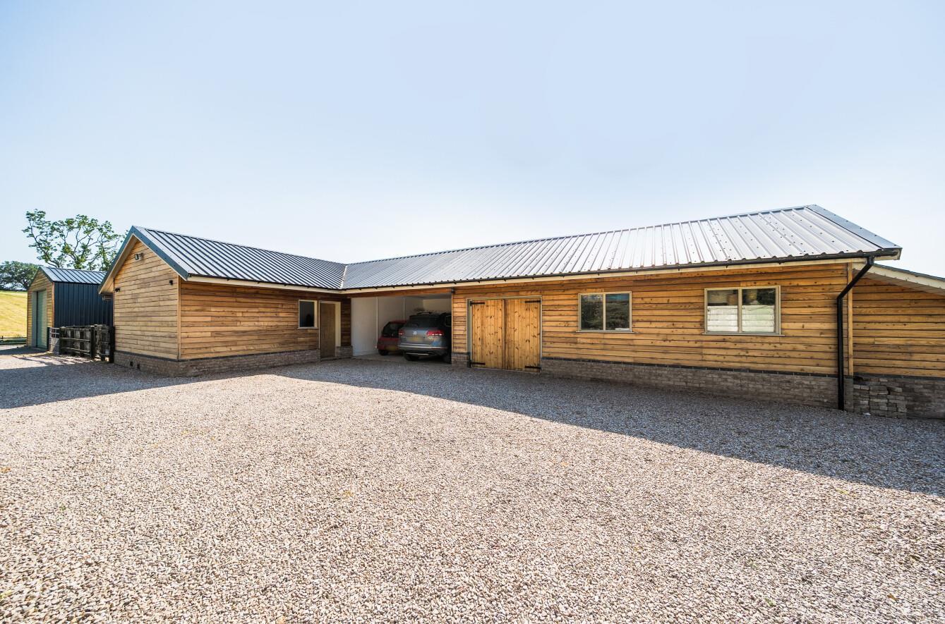 Property Image 7bcc0663-52dd-44d6-a9dd-4cf5862ef447
