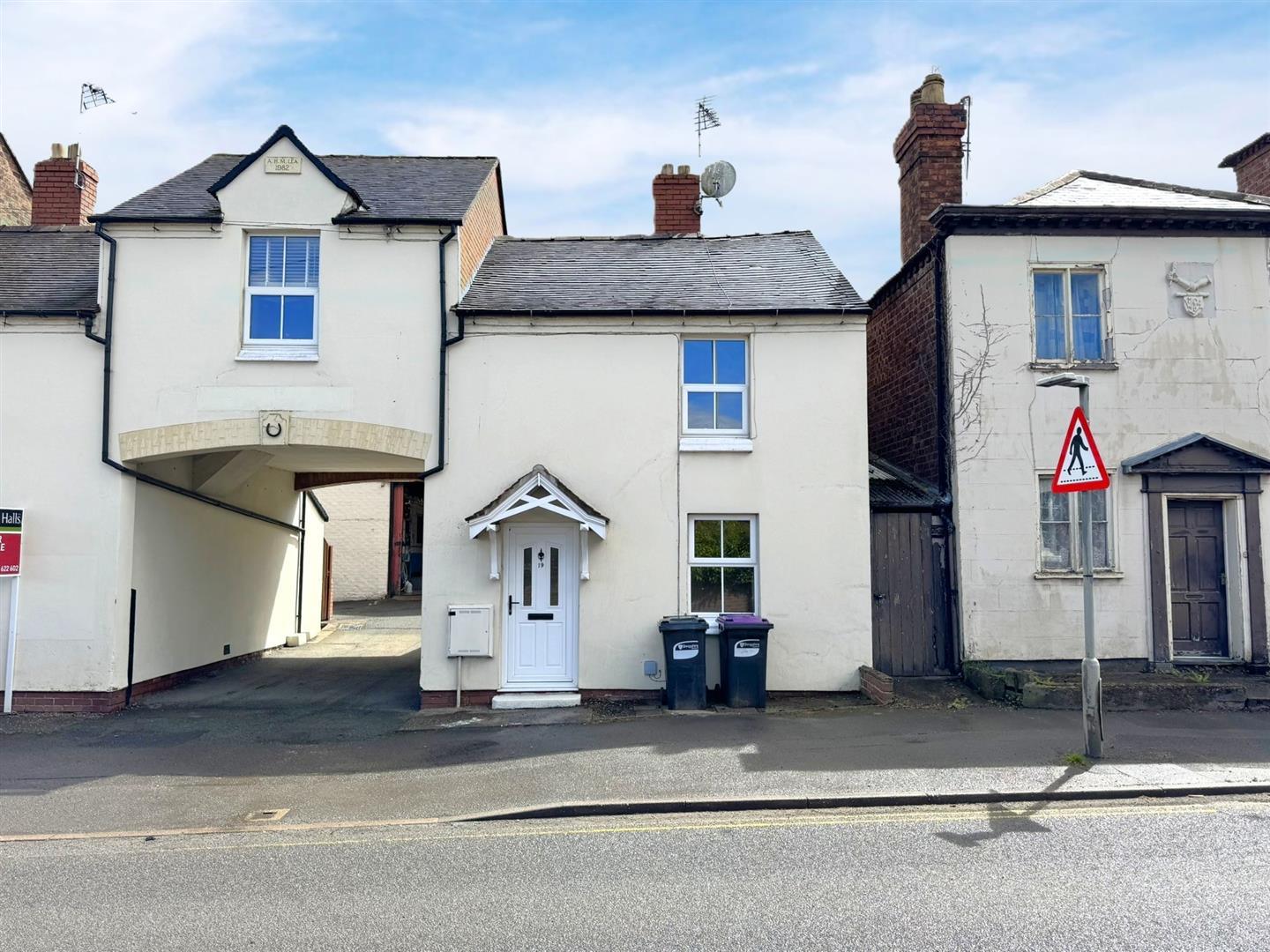 Property Image 7bce3a07-fa84-495a-87d3-254fb5c6c6c9