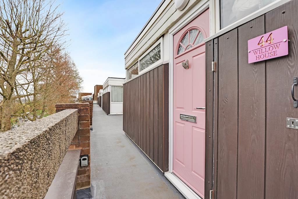 Property Image 7be8d6d1-139f-491c-99dd-2f90a5d7ef7a
