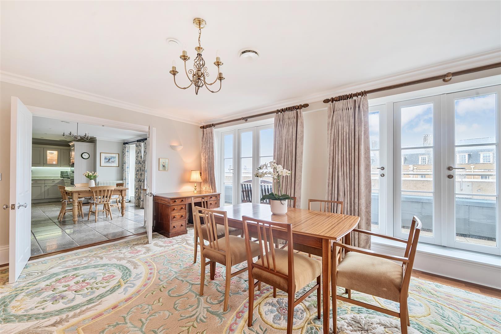 Property Image 7bf1b3f8-0695-4d83-91a4-5f3c87d30797