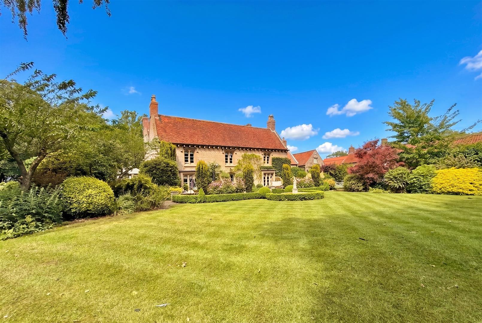 Property Image 7bf209fe-f8fa-4d73-babb-a5a5804e43c3