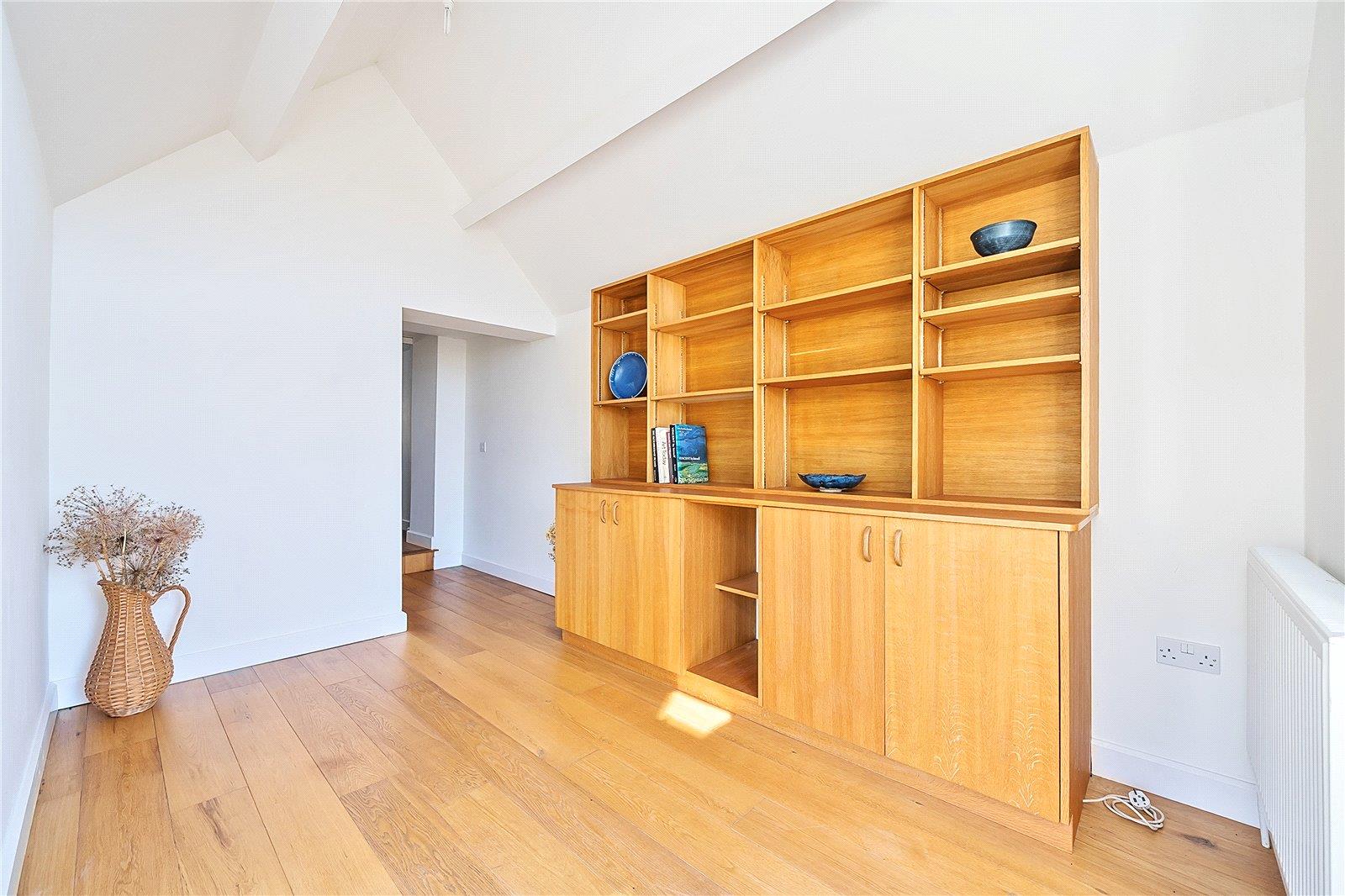 Property Image 7bf7f3a8-c37e-4fce-ba80-3bf2228b66c2