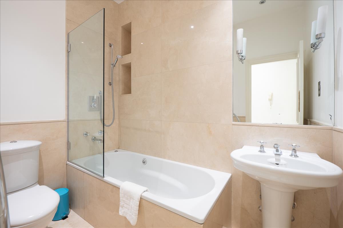 Property Image 7bfb0980-5dc4-42f1-adf8-429329768786