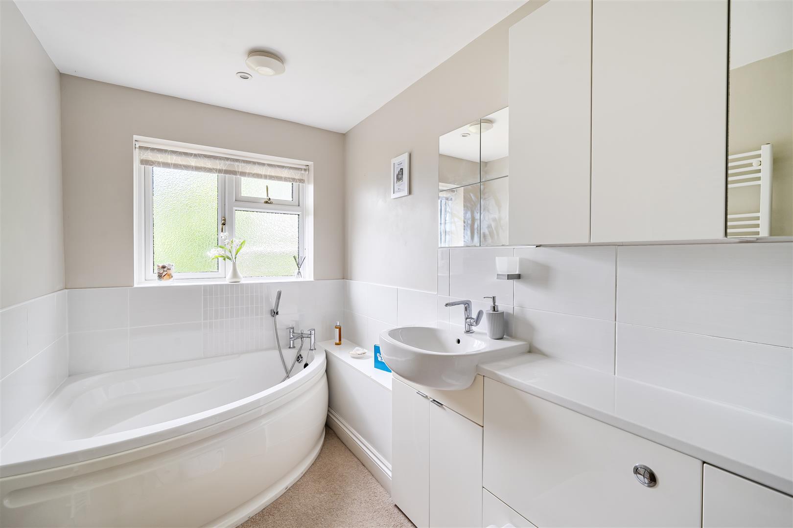 Property Image 7c0339af-368c-464e-b57f-bdd9153b45e1