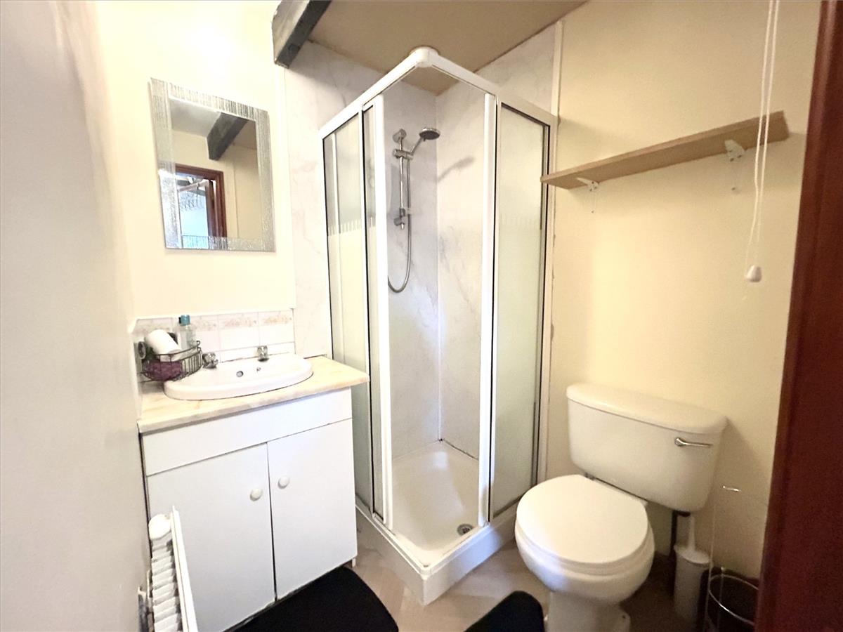 Property Image7c14af53-9955-447a-8359-d7f18367a211